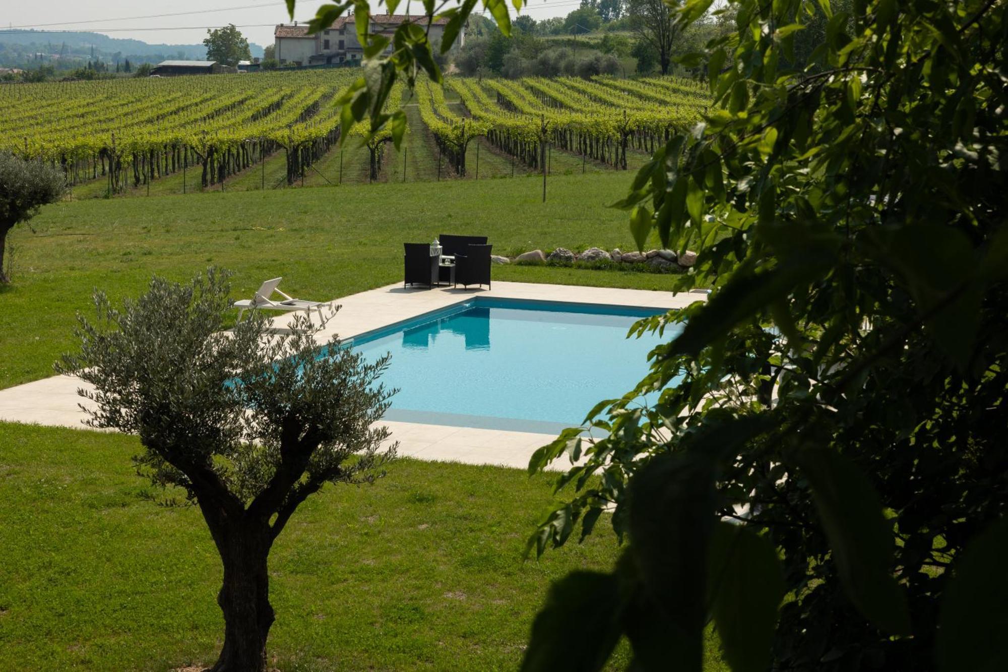 Bed And Breakfast Le Giale Castelnuovo del Garda Ngoại thất bức ảnh