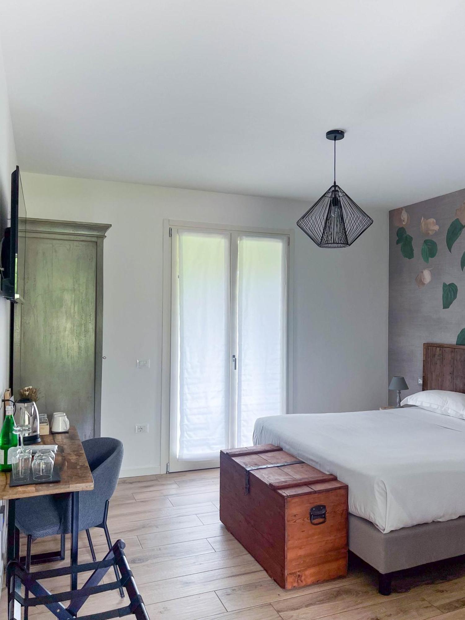 Bed And Breakfast Le Giale Castelnuovo del Garda Phòng bức ảnh